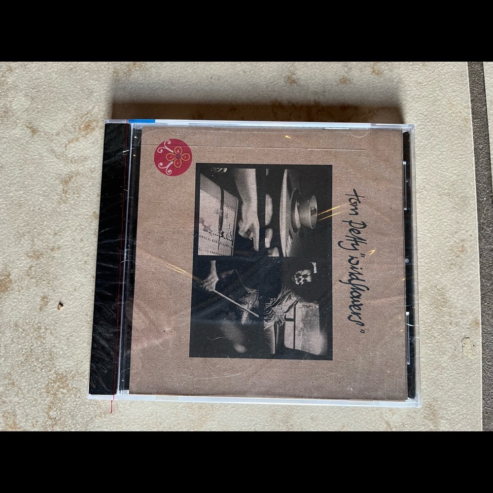 New-Tom Petty and the heartbreakers CD wildflowers
